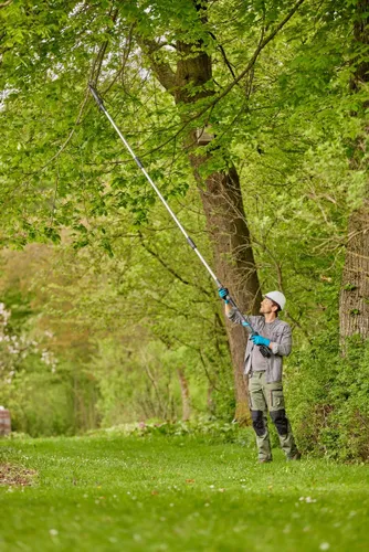 Nożyce akumulatorowe do gałęzi GARDENA teleskopowe HighCut 360/18V P4A (z akumulatorem) 14776-20