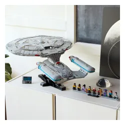 LEGO 10356 Icons Star Trek: U.S.S. Enterprise NCC-1701-D