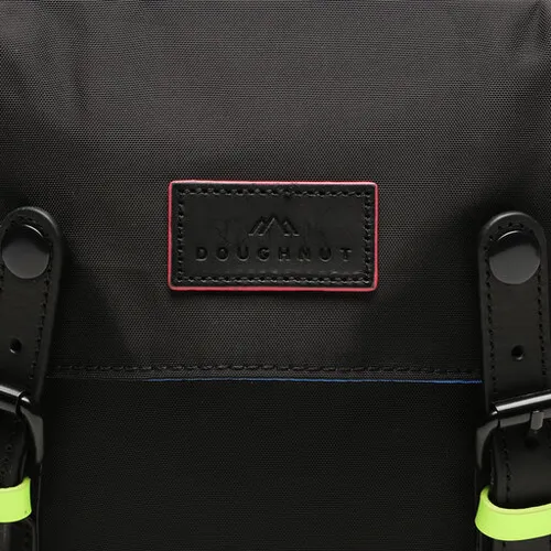 Gogoasa Macaroon Lucios D010gb-003100-F Negru X Neon Rucsac