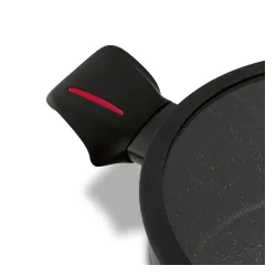 Garnek granitowy z pokrywką Starke Pro Piccante 3,75 l