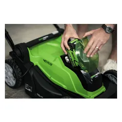 Greenworks çim biçme makinesi G40LM41K4