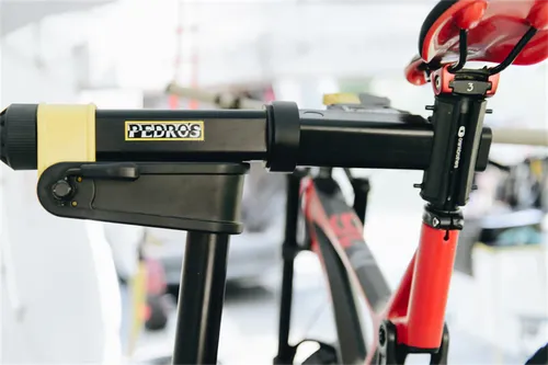 Stojak serwisowy PEDRO'S Folding Repair Stand