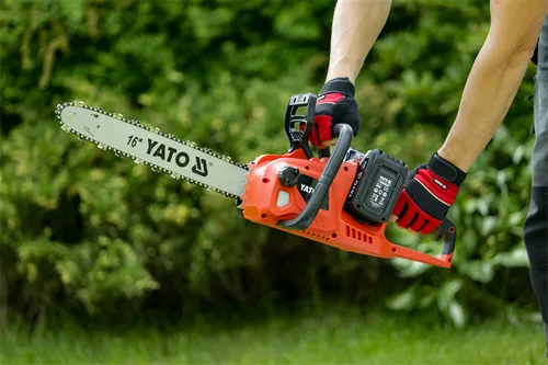 Pilarka łańcuchowa Yato YT-828131 2x4.0Ah