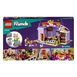 LEGO Friends 41747 Hartlake'de yemek odası