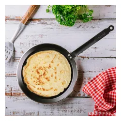 DE BUYER Choc 22 cm czarna - patelnia do naleśników nieprzywierająca