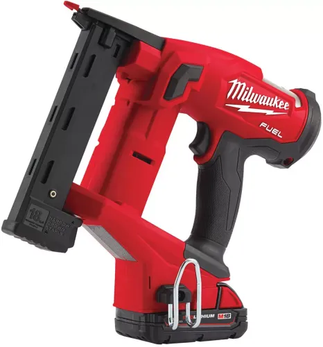 Zımbalayıcı Milwaukee M18 FNCS18GS-202x (+ M18 piller, kılıf)