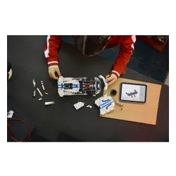 LEGO 42234 Technic: спортивный автомобиль Dodge Viper GTS-R, набор блоков 10+