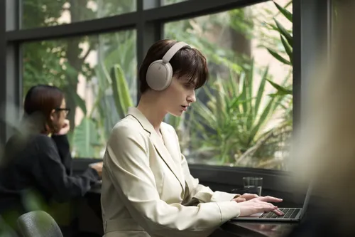 Sony WHCH730 Beżowe