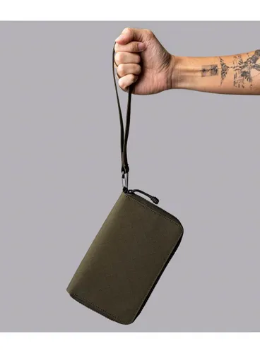 Кошелек Alpaka Zip Passport, армейский зеленый