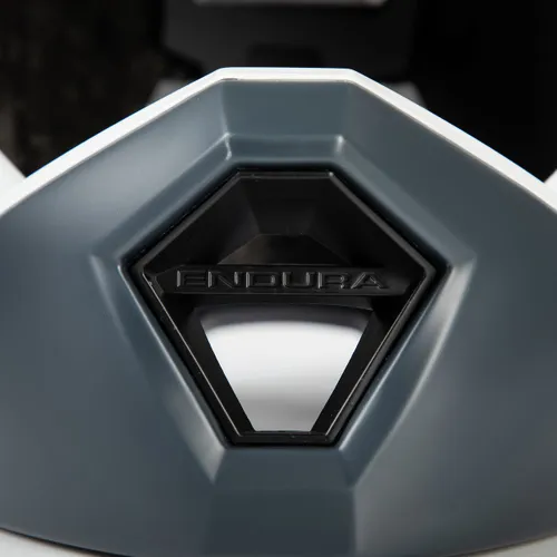 Kask rowerowy Endura Singletrack Full Face white