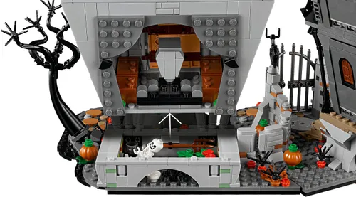 LEGO 21351 IDEAS Disney: Miasteczko Halloween Tima Burtona