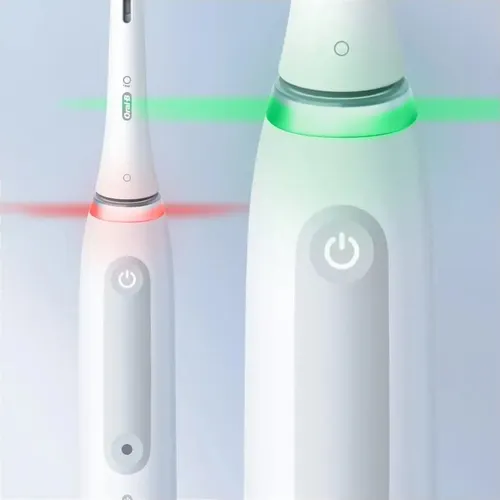 Электрическая зубная щетка Braun Oral-B iO Series 4