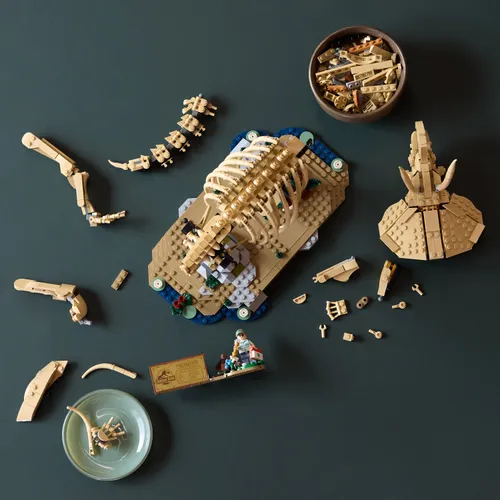 LEGO Jurassic World 77985 Szkielety dinozaurów: triceratops, zestaw klocków