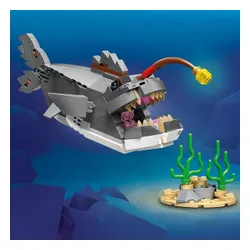 KLOCKI LEGO CREATOR 31381 Groźny rekin i skrzynia ze skarbem, zestaw +8 lat
