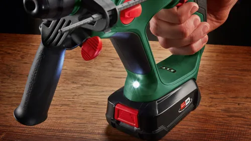 Перфоратор Bosch UniversalHammer 18V