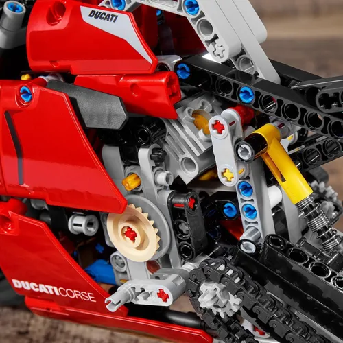 Конструктор Lego Technic Ducati Panigale V4 R (42107)