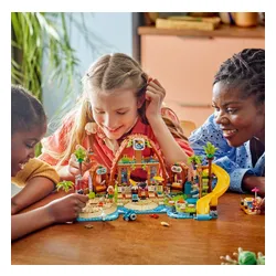 LEGO Klocki Friends 42673 Rodzinne wakacje na plaży