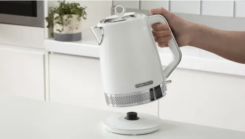 Электрический чайник MORPHY RICHARDS Illumination белый