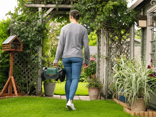 Robot koszący BOSCH Visimow 18V-100 06008E1001 bez akumulatora i ładowarki