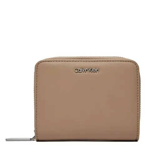 Маленький женский кошелек Calvin Klein CK Must с/A Wallet с клапаном Md K60k607432 Silver Mink PFA