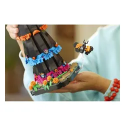 LEGO 21372 IDEAS Pani Catrina