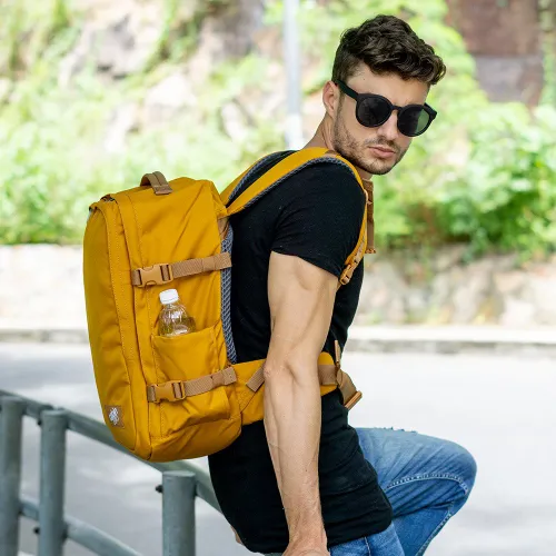 Rucsac de mână CabinZero Classic Pro 32 l - portocaliu chill