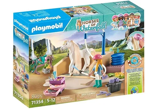 Playmobil Zestaw z figurkami Horses 71354 Isabella i Lioness z myjnią dla koni