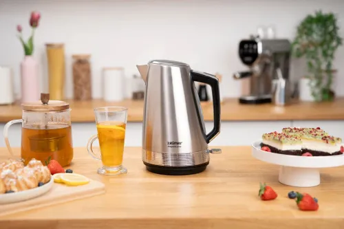 Электрический чайник Zelmer Elegant Line серебряно-черный