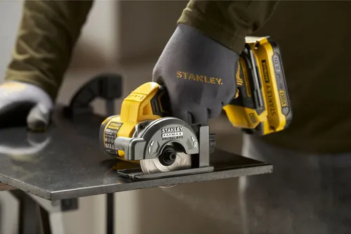 Pilarka tarczowa STANLEY Fatmax SFMCM300B-XJ akumulatorowa