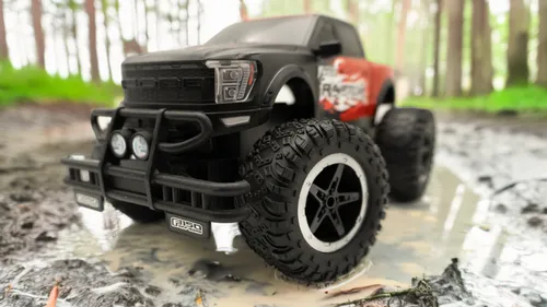 Samochód zdalnie sterowany TAIYO Jeep Raptor 160109A