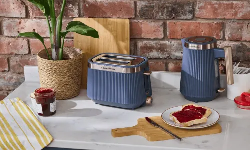 Toster RUSSELL HOBBS Bronte Navy 26762-56 Niebieski