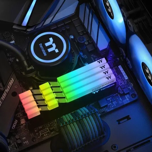 Pamięć Thermaltake Toughram RGB, DDR4, 16 GB, 3200MHz, CL16 (R009D408GX2-3200C16A)