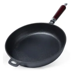 Patelnia żeliwna z drewnianą rączką CAST LINE 30 cm