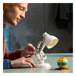 LEGO Klocki Disney 21357 Disney Pixar Luxo Jr.