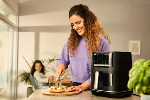 Air Fryer Frytkownica beztłuszczowa BRAUN MultiFry 5 HF5075IBK 6l z okienkiem do obserwacji postępów gotowania