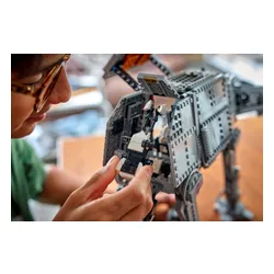 LEGO Star Wars 75454 Mandalorian AT-AT Resztek Imperium, zestaw klocków 10+