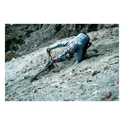 Kask rowerowy BLUEGRASS Rogue