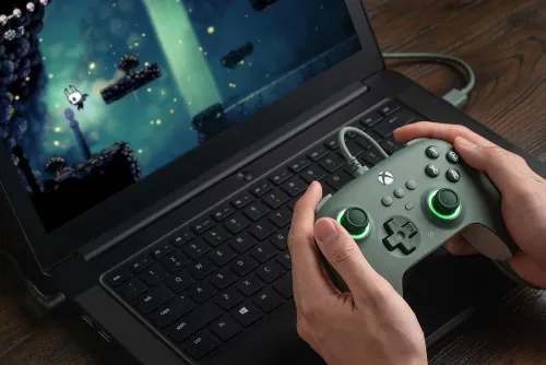 Pad 8BitDo Ultimate C Wired do PC, Xbox Przewodowy Zielony