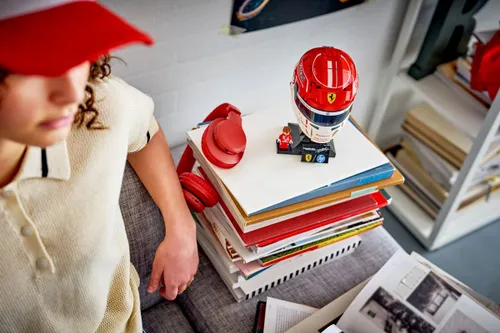 LEGO 43014 Editions: шлем Шарля Леклера Ferrari F1 набор блоков