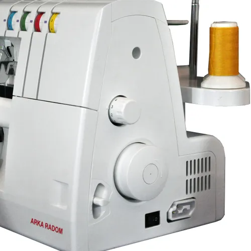 Maszyna do szycia Overlock ARKA RADOM Owerlok 700 s