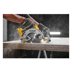 Pilarka tarczowa DEWALT DCS570H2T-QW