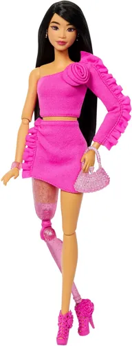 Lalka Barbie Deluxe Style Falbanki i róża HYV26