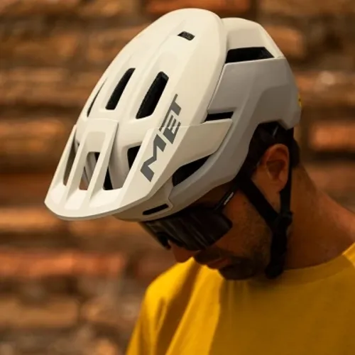 Kask rowerowy MET Terrae MIPS biały - M
