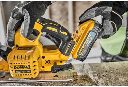 Pilarka tarczowa DEWALT DCS570H2T-QW