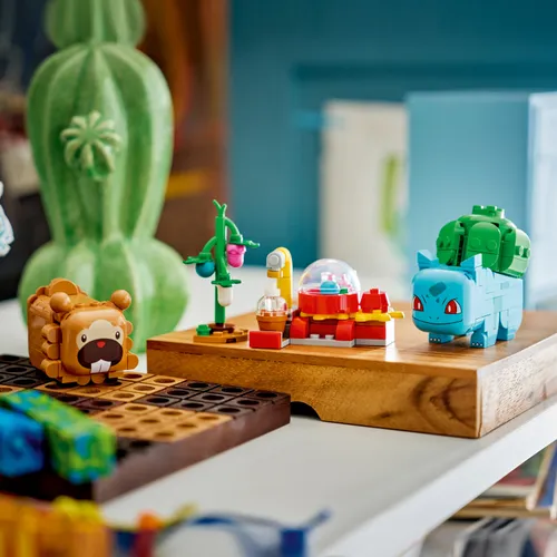 LEGO 72155 Pokémon SMART Play Bulbasaur i Bidoof z krzewem jagody