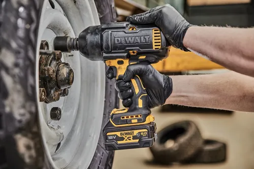 Klucz udarowy DEWALT DCF900P2G