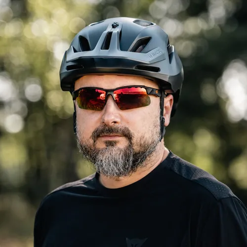 Kask rowerowy Dainese Linea 03 black/black