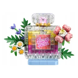 LEGO Creator 3w1 31383 Flakon perfum z kwiatową ozdobą, zestaw klocków 8+