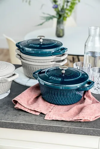 STAUB La Cocotte 2,3 l - garnek żeliwny z pokrywką