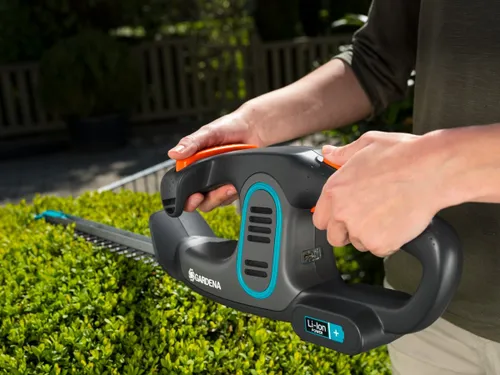 Nożyce akumulatorowe do żywopłotu GARDENA EasyCut Li-40 (z akumulatorem) 09836-20